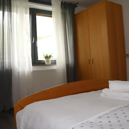 Land Oase - Idyllisches Wohnen In Super Lage Apartment