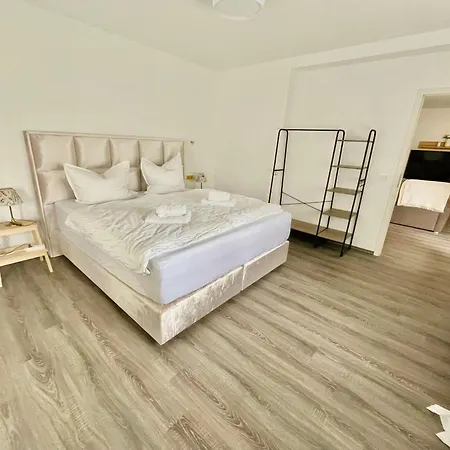 Apartment Land Oase - Idyllisches Wohnen In Super Lage
